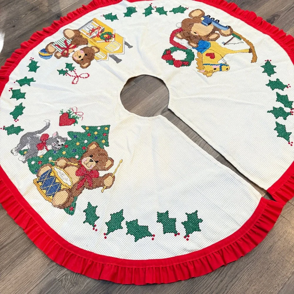 Vintage Handmade Cross Stitch Christmas Tree Skirt Teddy Bears Toys Red Ruffle
